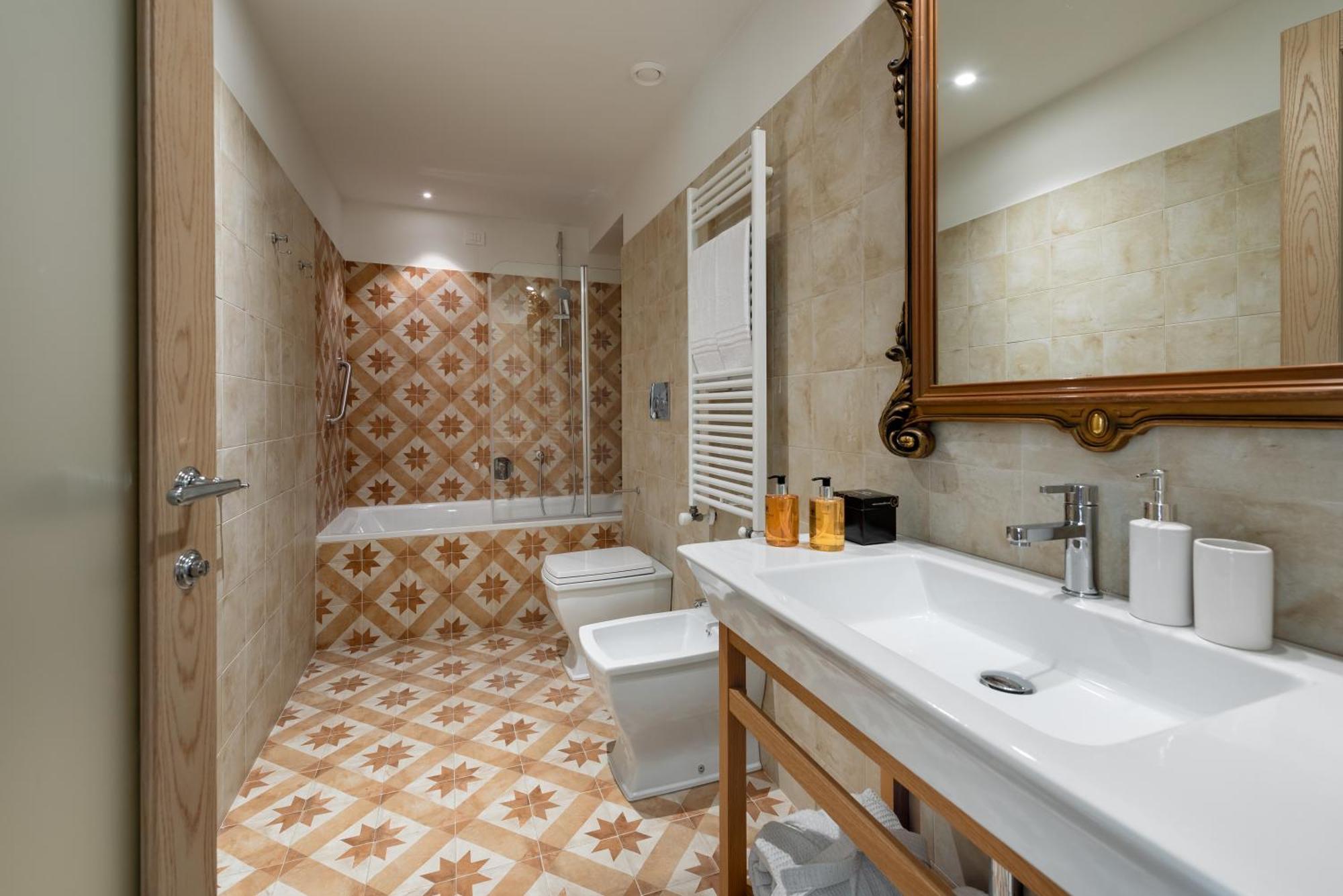 Corte Realdi Luxury Rooms Torino ภายนอก รูปภาพ